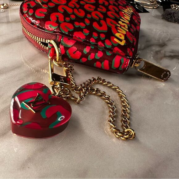 LOUIS VUITTON Vernis Leopard Coeur Heart Coin Purse - Picture 7 of 9